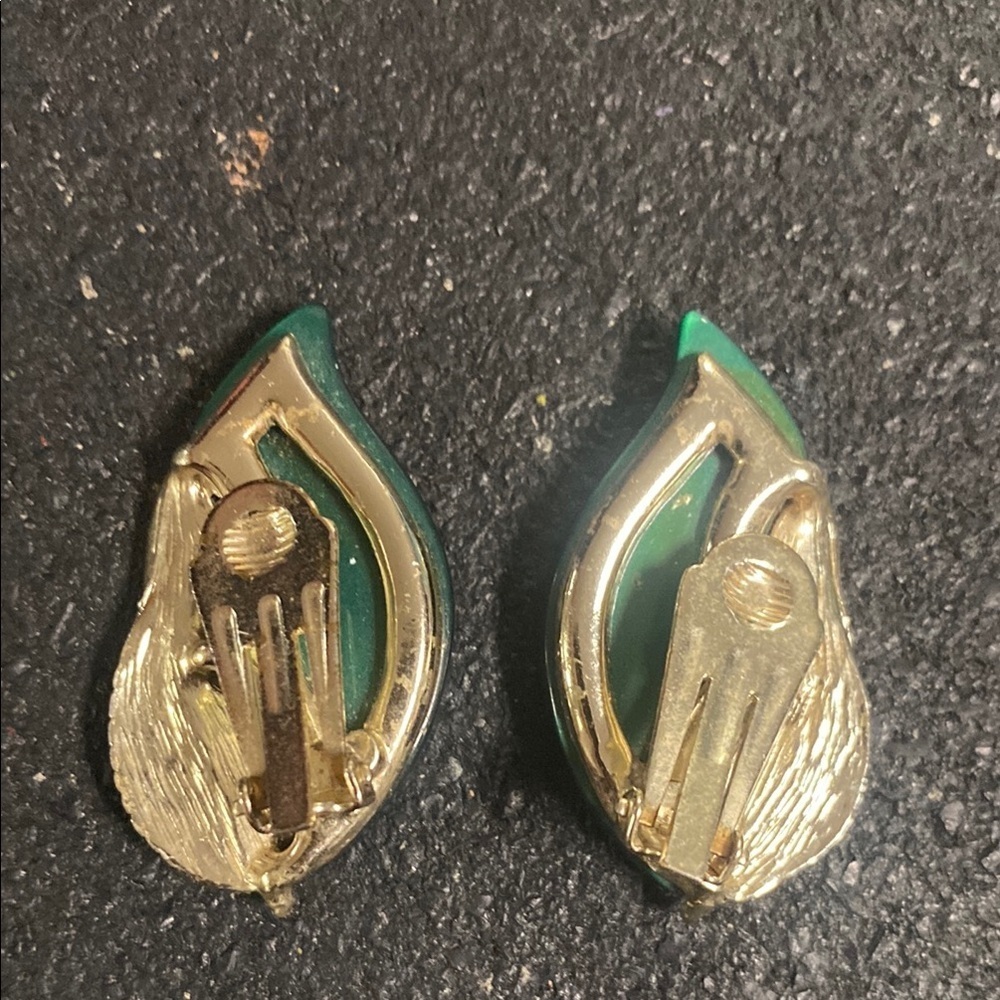 Elegant Green and Silver Leaf Clip Earrings - Picture 2 of 4